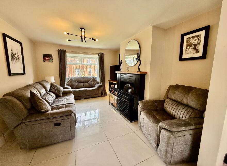 17 Berkley Court, Crumlin, BT29 4FT