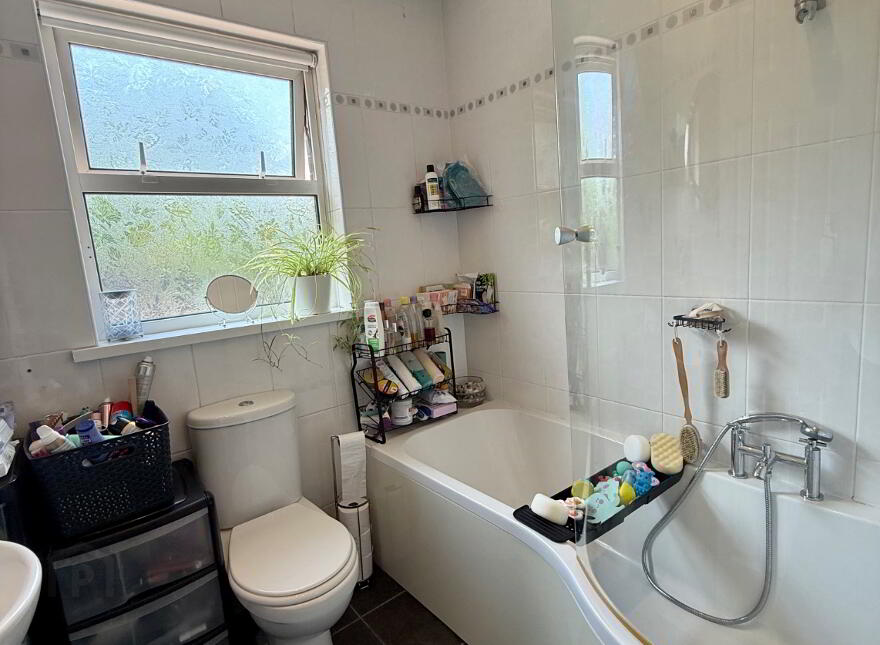 17 Berkley Court, Crumlin, BT29 4FT