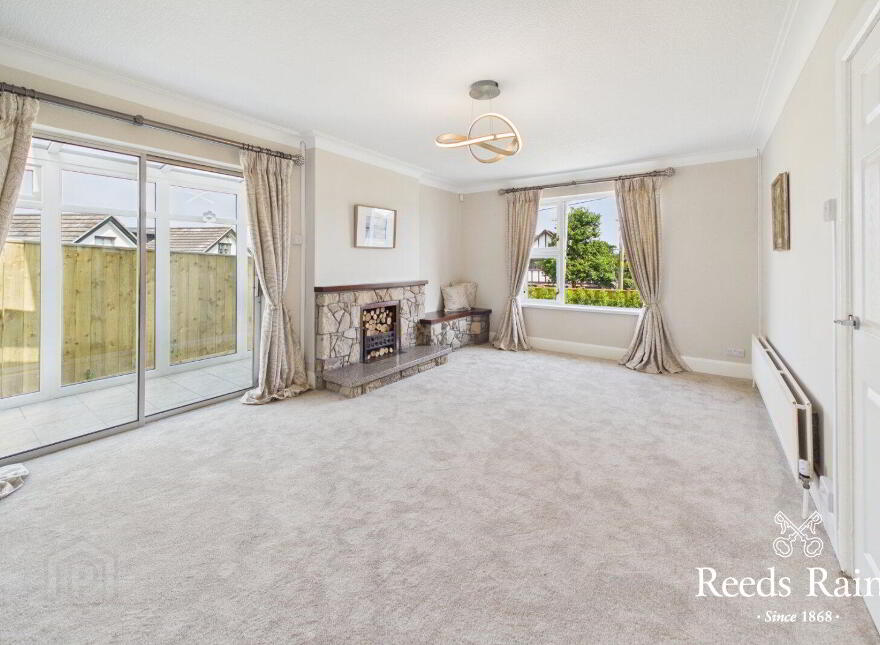 15 Millvale Road, Hillsborough, BT26 6HR