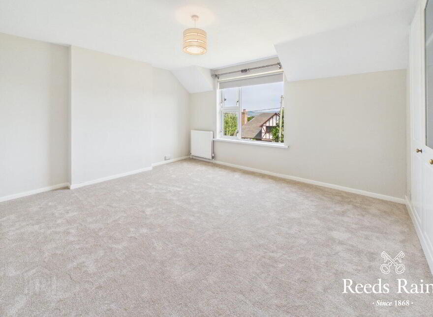 15 Millvale Road, Hillsborough, BT26 6HR