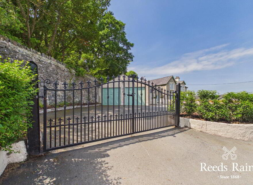 15 Millvale Road, Hillsborough, BT26 6HR
