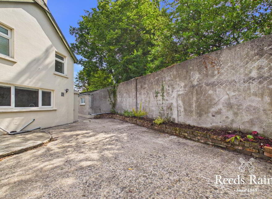 15 Millvale Road, Hillsborough, BT26 6HR