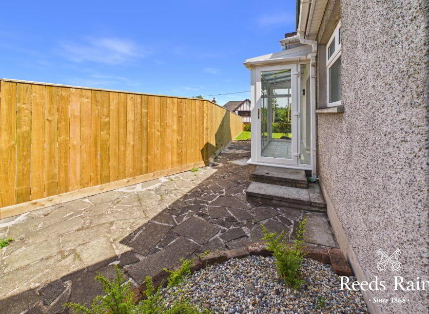 15 Millvale Road, Hillsborough, BT26 6HR