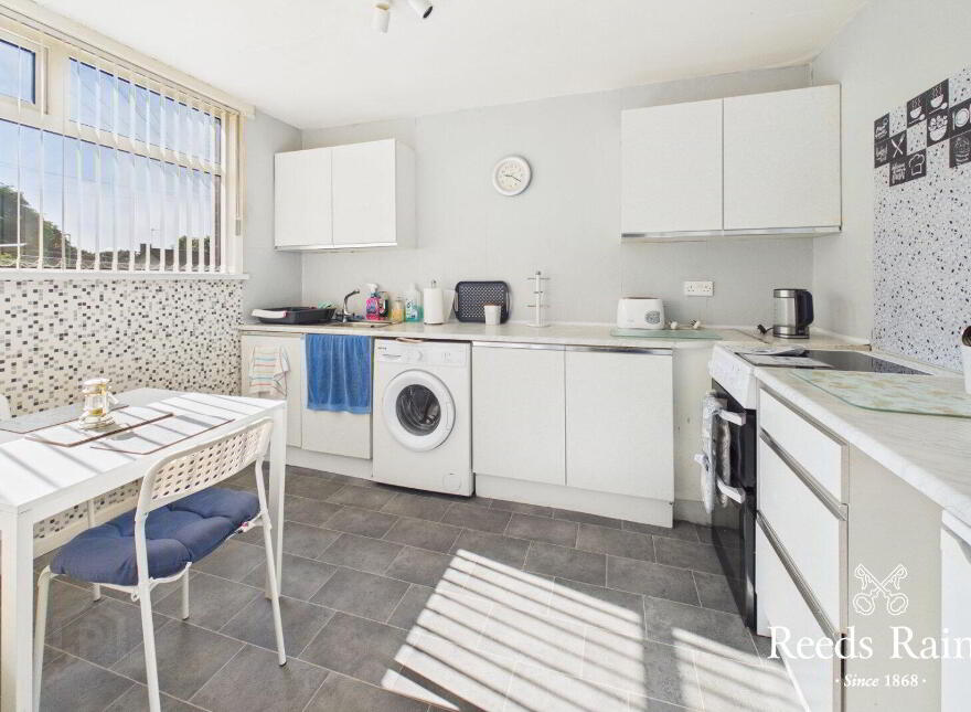 8B Glenvarna Walk, Newtownabbey, BT36 5JE