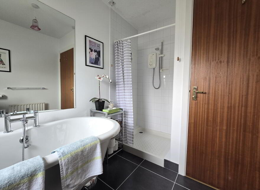 37 Ballintrae Park, Bushmills, Portballintrae, BT57 8YN