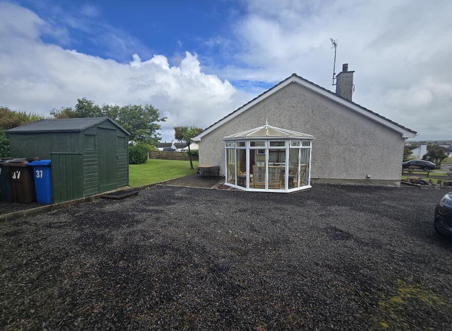 37 Ballintrae Park, Bushmills, Portballintrae, BT57 8YN