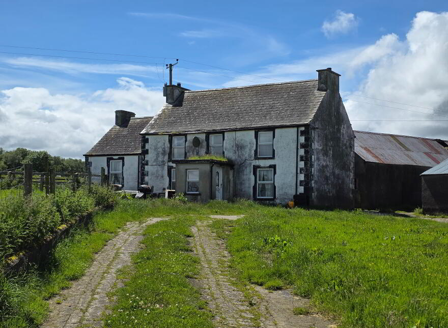 14 Corgary Road, Castlederg, BT81 7YE