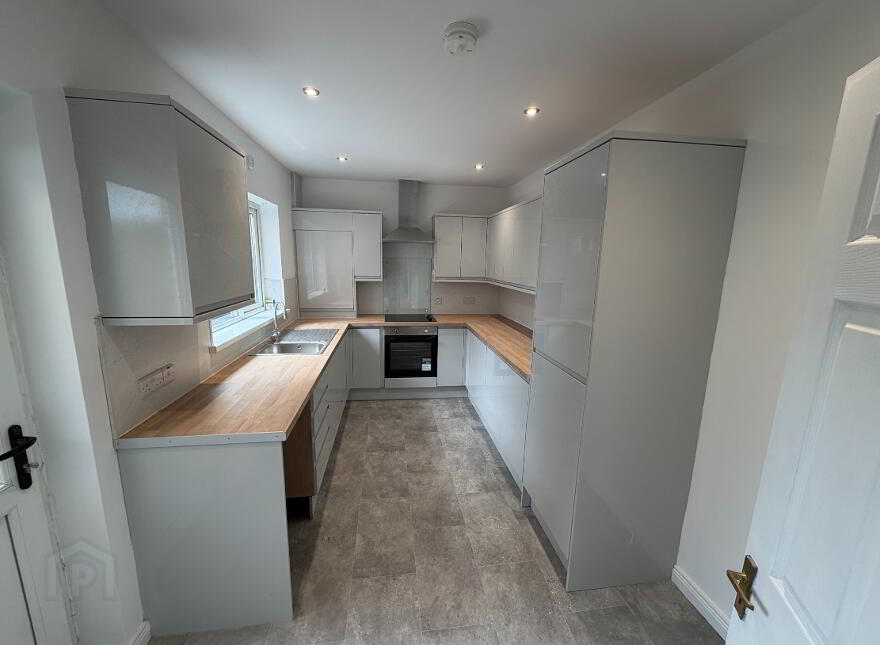 24 Ebor Drive, Belfast, BT12 6NR