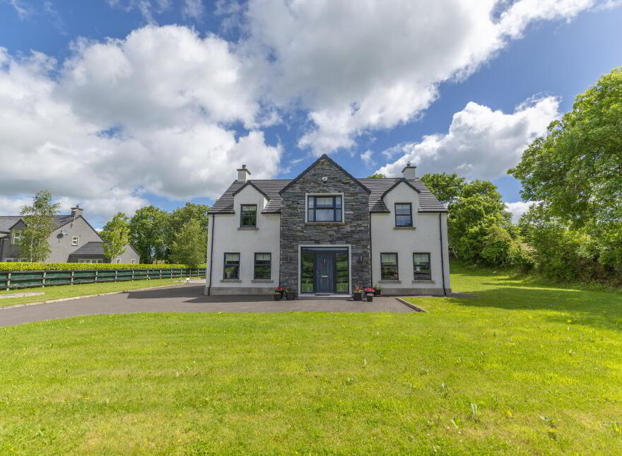 30 Ardkeeragh Road, Newry, BT34 1NW