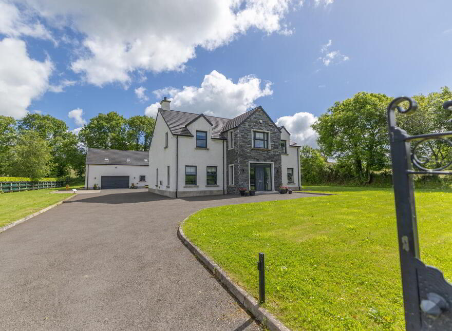 30 Ardkeeragh Road, Newry, BT34 1NW