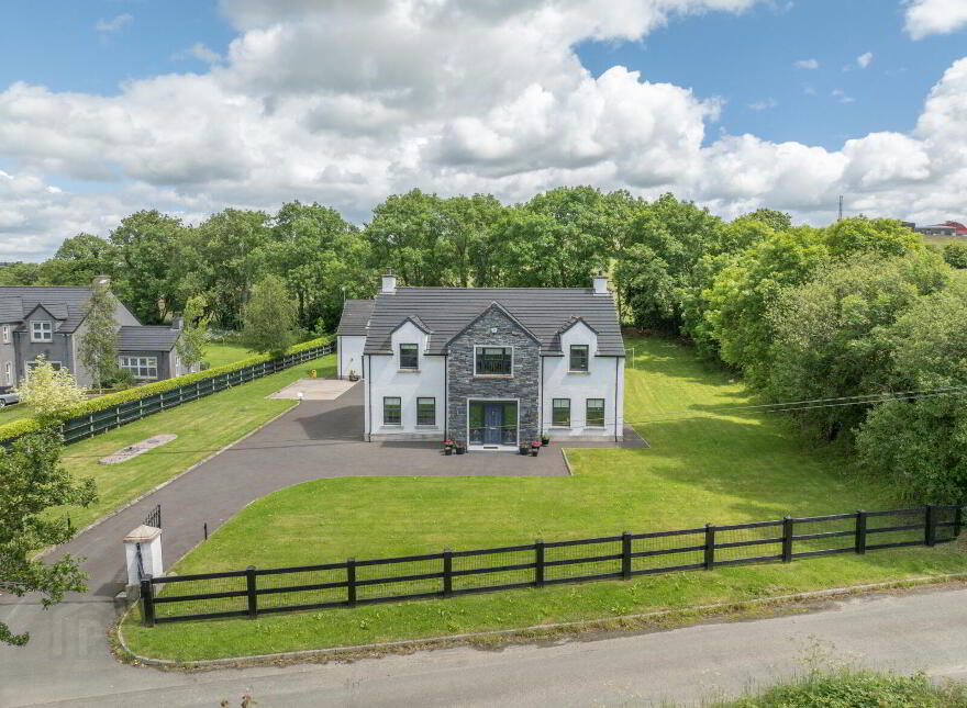 30 Ardkeeragh Road, Newry, BT34 1NW