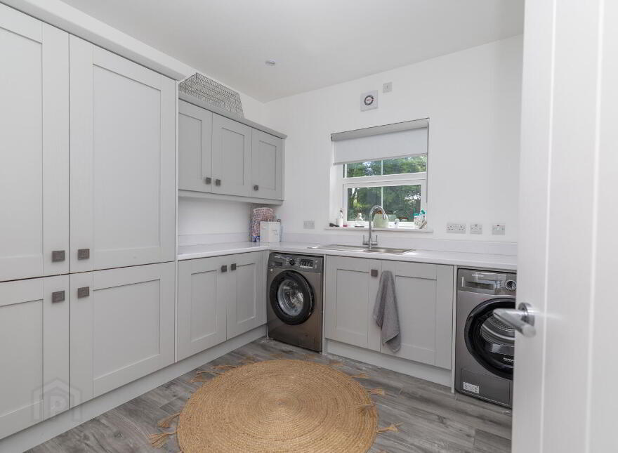 30 Ardkeeragh Road, Newry, BT34 1NW