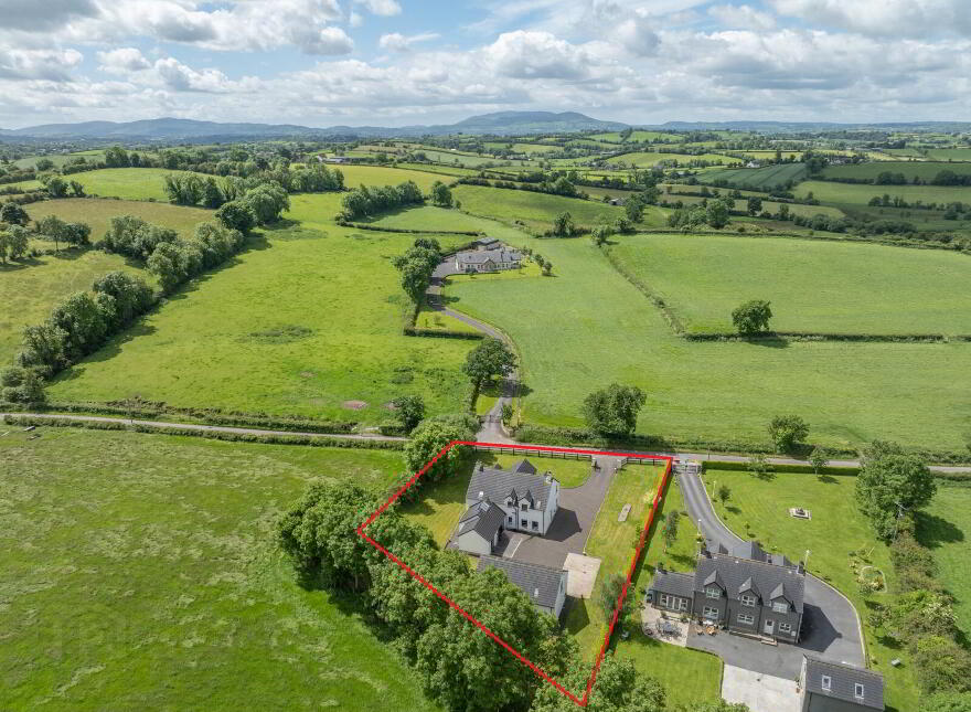 30 Ardkeeragh Road, Newry, BT34 1NW