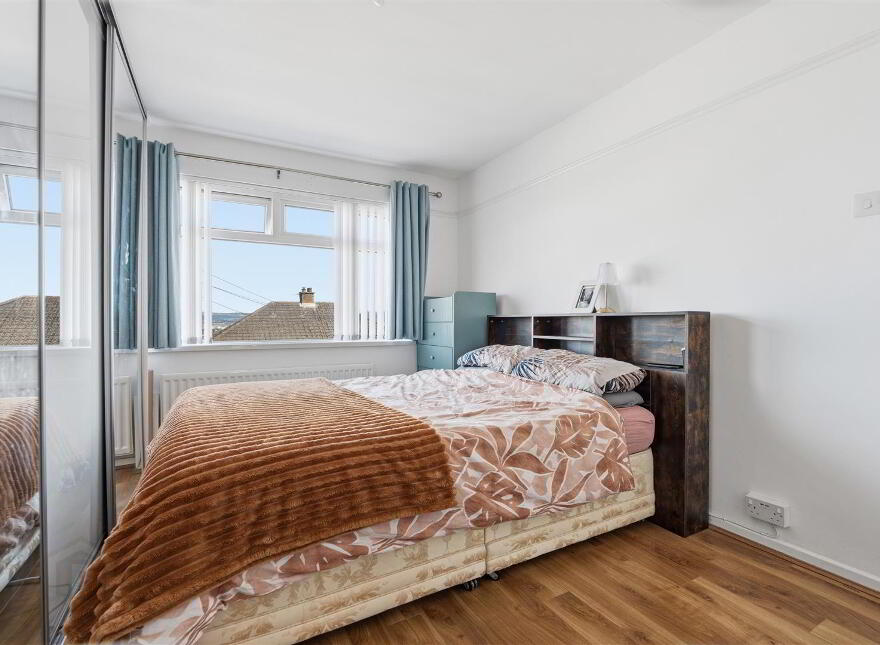 6 Castlemore Avenue, Belfast, BT6 9RF