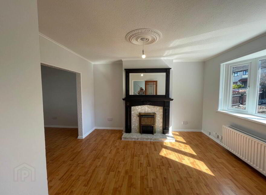 15 Queens Crescent, Newtownabbey, BT36 5HY