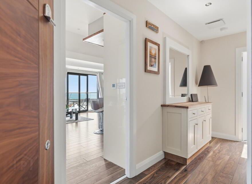 89 South Promenade, Newcastle, BT33 0EY