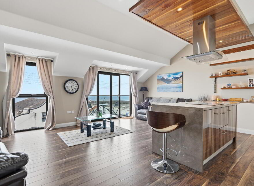 89 South Promenade, Newcastle, BT33 0EY