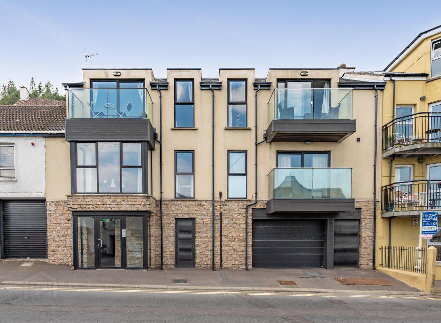 89 South Promenade, Newcastle, BT33 0EY
