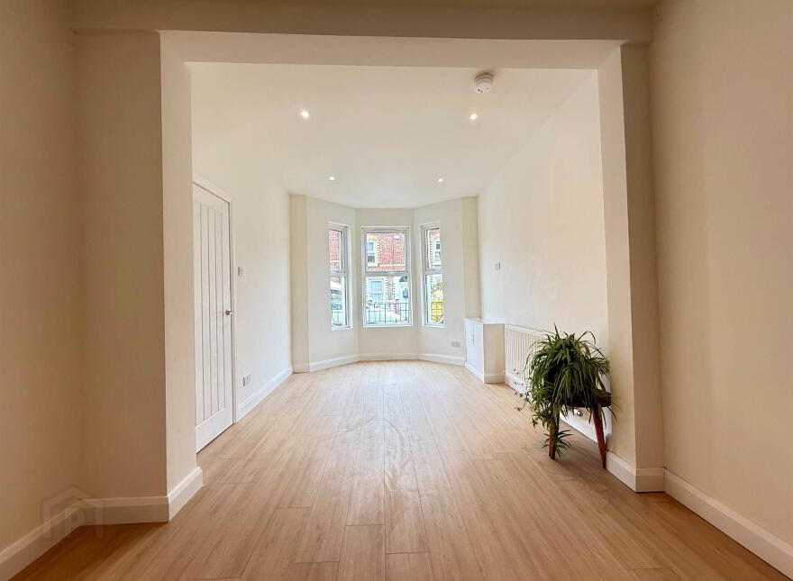 34 Donard Street, Ravenhill Road, Belfast, BT6 8EL