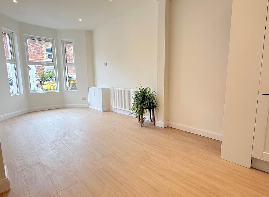34 Donard Street, Ravenhill Road, Belfast, BT6 8EL
