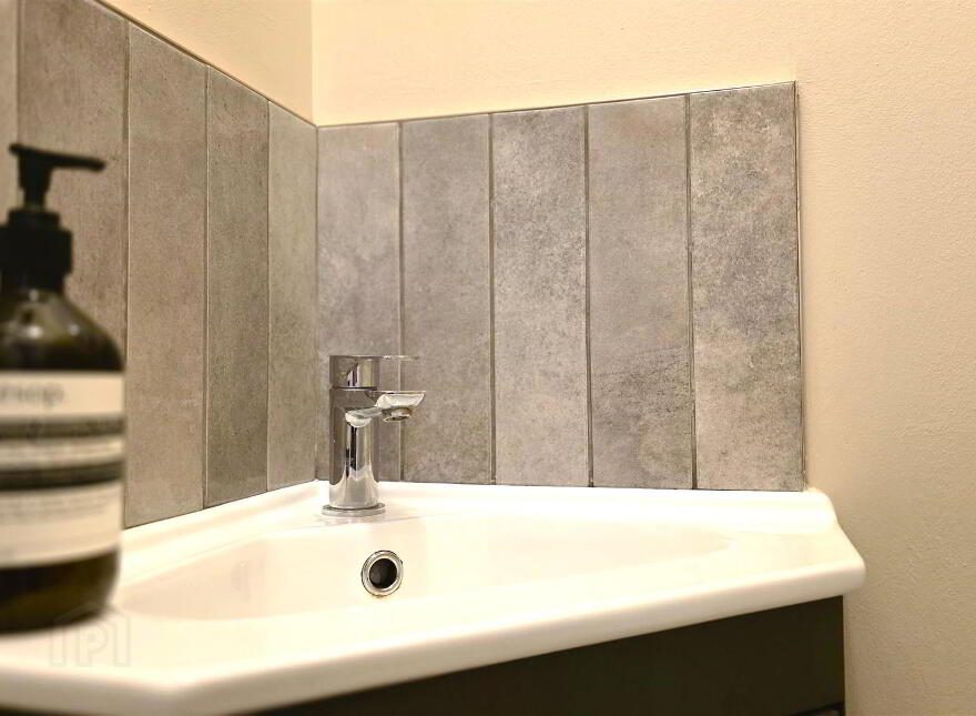 94 Bush Manor, Antrim, BT41 2WG