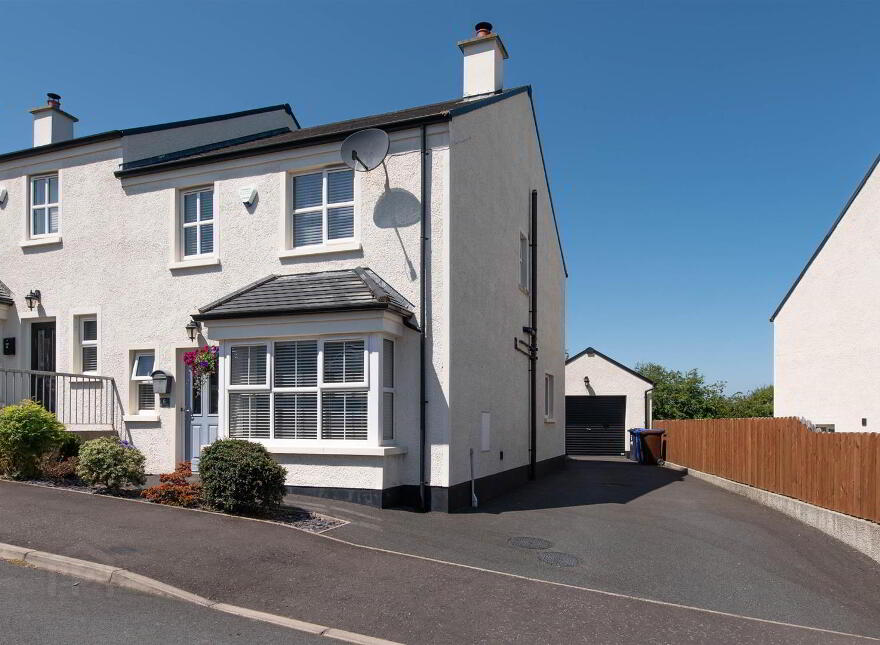 6 Weavers Way, Ballynahinch, BT24 8ZA