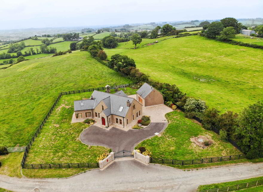 20 Tullywinney Road, Camlough, Newry, BT35 7HW