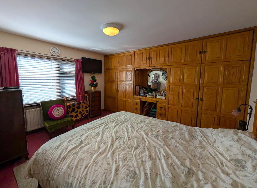 Chapel Street, Swinford, F12Y062