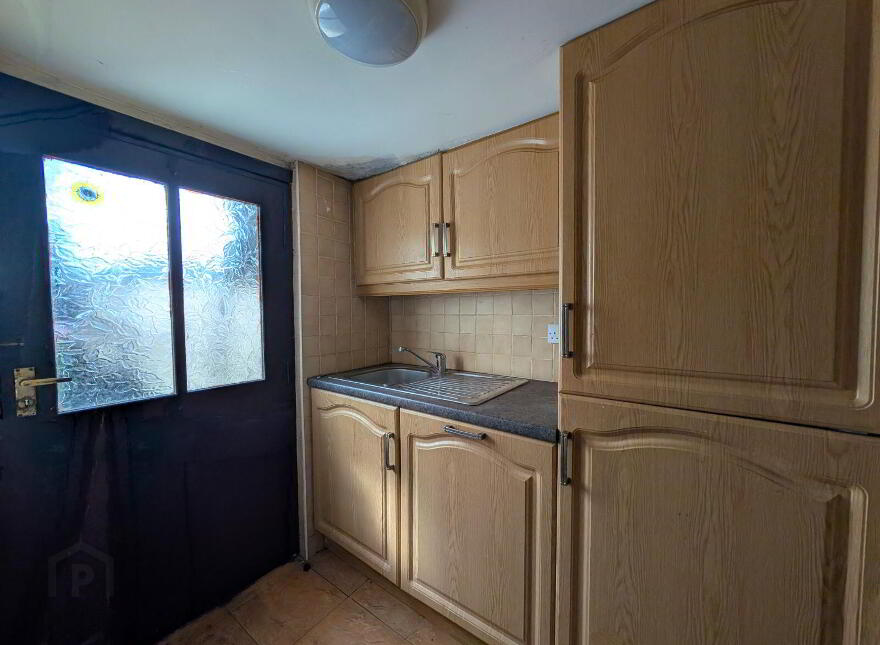Chapel Street, Swinford, F12Y062
