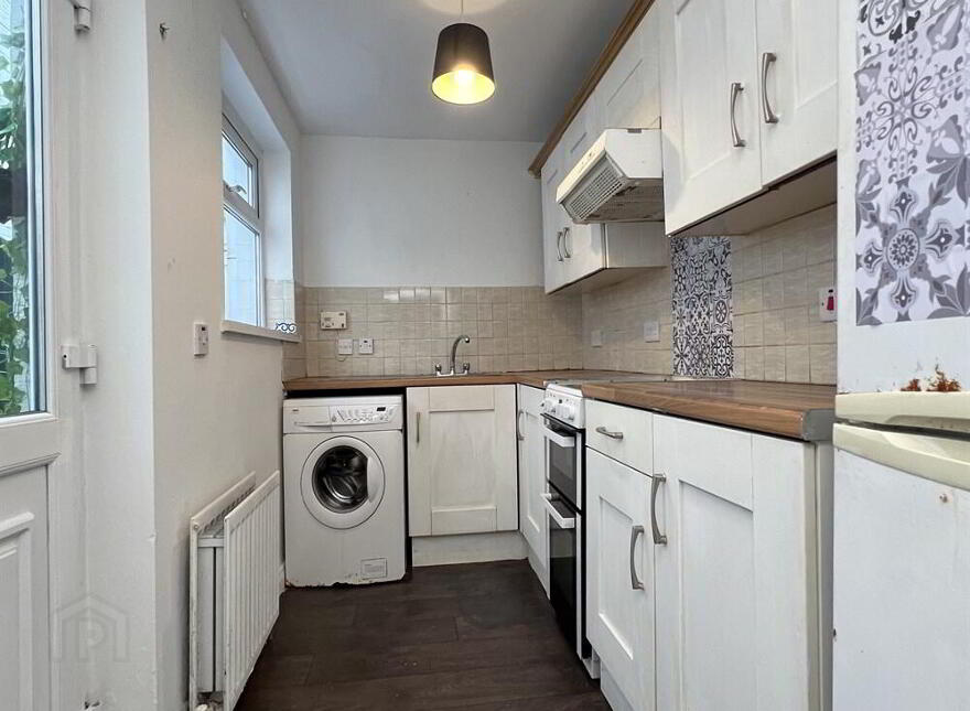 72 Hawthorn Street, Belfast, BT12 7AQ