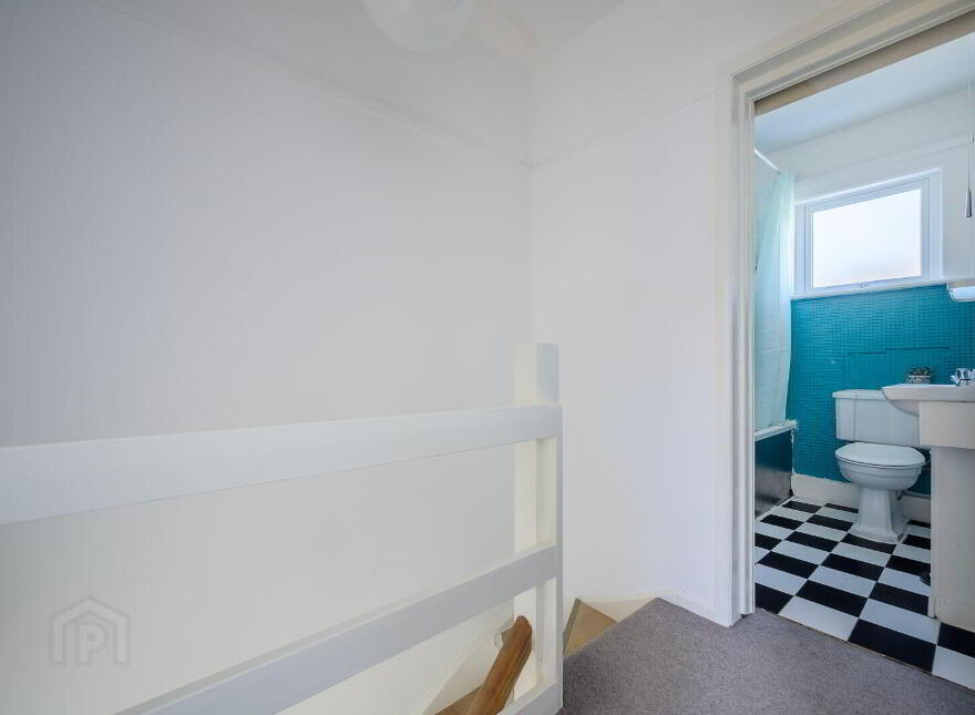 27 Clarendon Avenue, Belfast, BT5 5JT