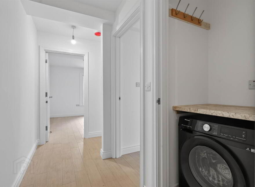 Apt 6, 53 Bridge Street, Lisburn, BT28 1XZ