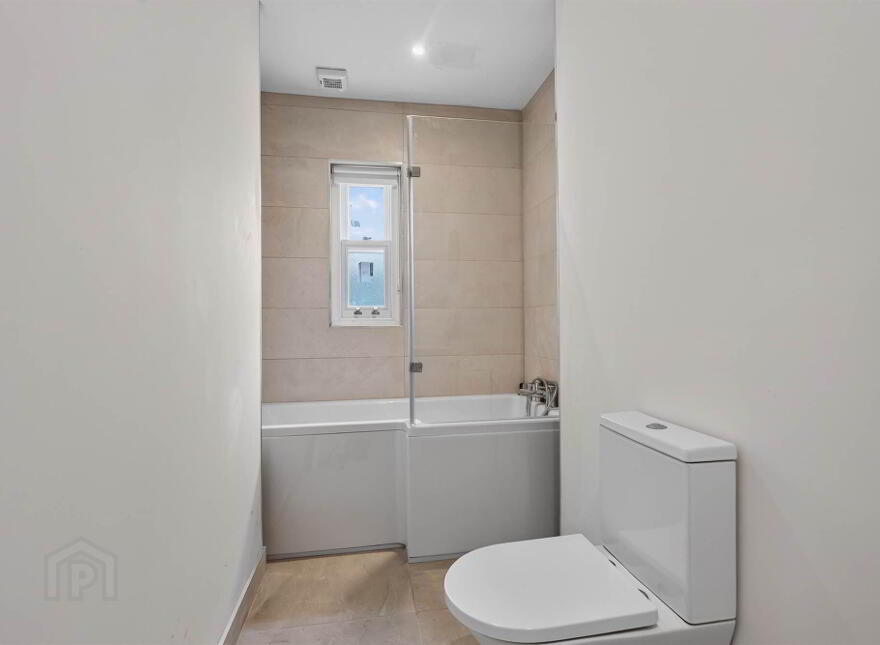 Apt 6, 53 Bridge Street, Lisburn, BT28 1XZ
