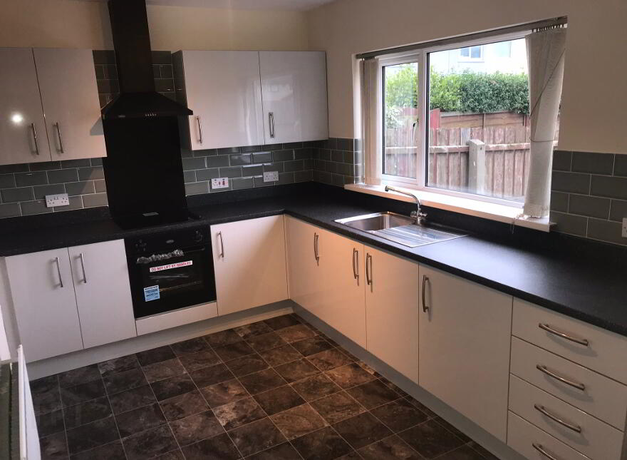 19 Cedar Park, Carrickfergus, BT38 8DU