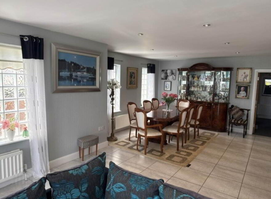 Apt 1, Rhanbuoy Park, Carrickfergus, BT38 8BS