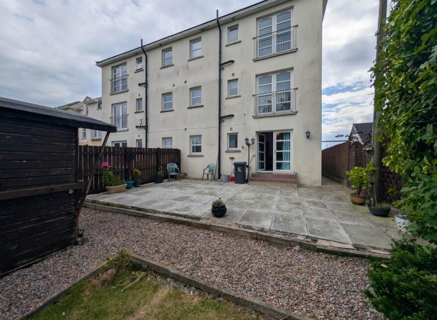Apt 1, Rhanbuoy Park, Carrickfergus, BT38 8BS
