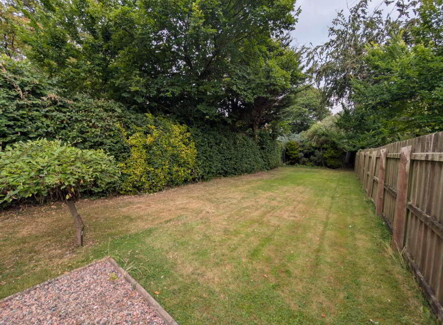 Apt 1, Rhanbuoy Park, Carrickfergus, BT38 8BS
