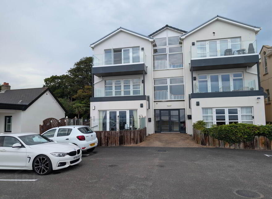 Apt 1, Rhanbuoy Park, Carrickfergus, BT38 8BS