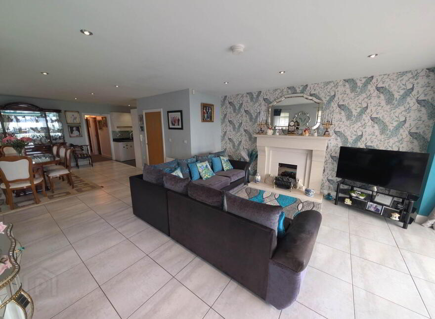 Apt 1, Rhanbuoy Park, Carrickfergus, BT38 8BS