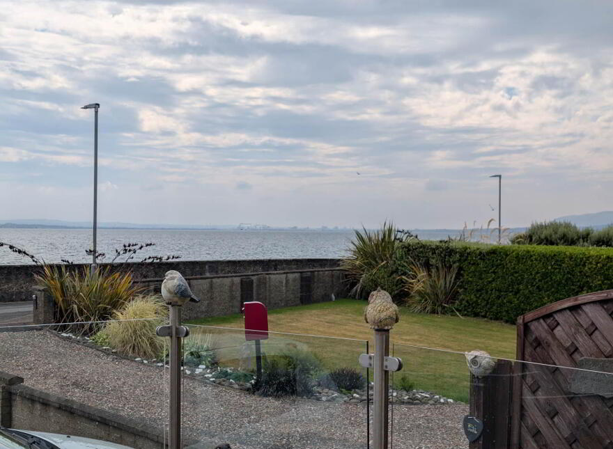 Apt 1, Rhanbuoy Park, Carrickfergus, BT38 8BS