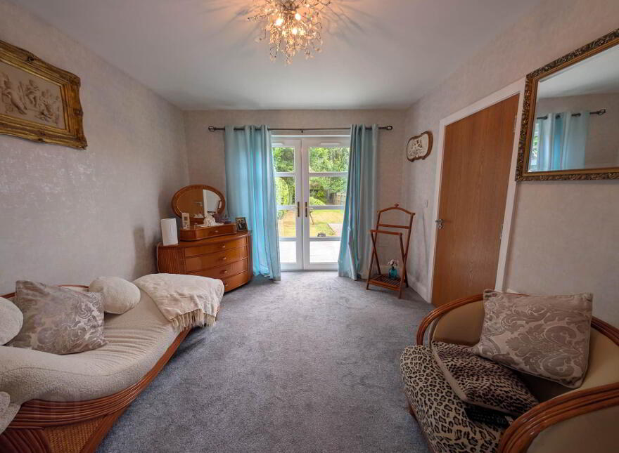 Apt 1, Rhanbuoy Park, Carrickfergus, BT38 8BS
