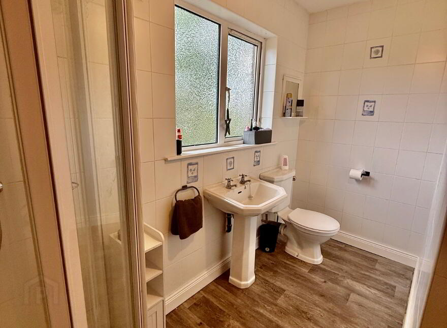 75 Laurelvale, Crumlin, BT29 4WN