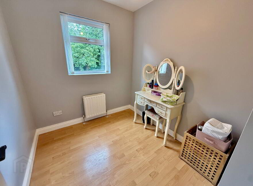 75 Laurelvale, Crumlin, BT29 4WN