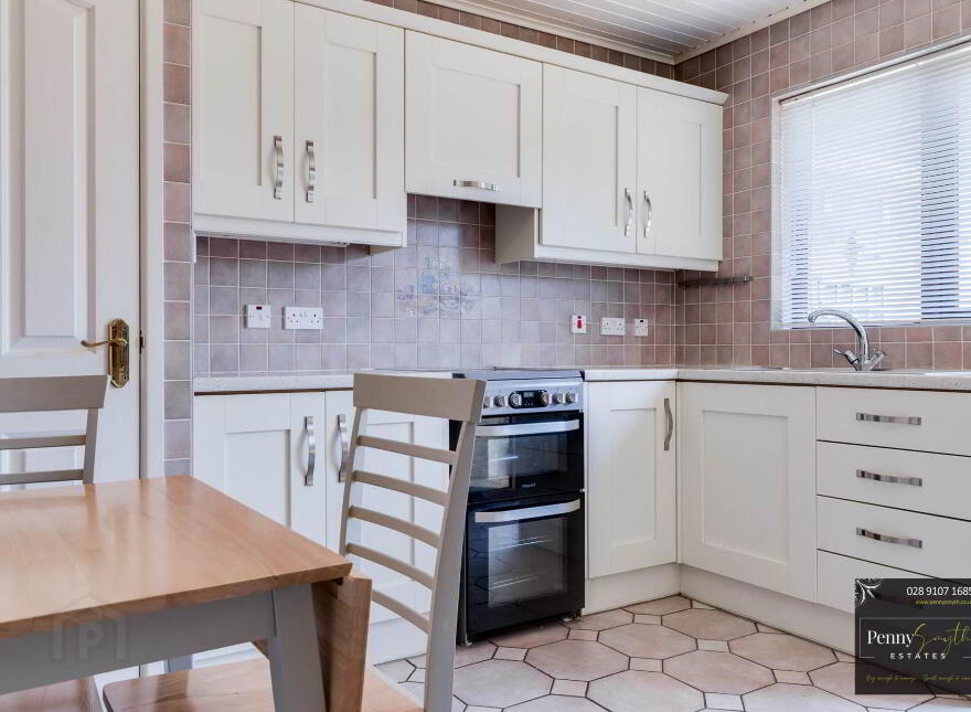 8 Glenmount Park, Newtownards, BT23 4QL