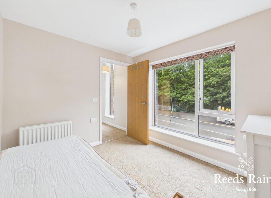 22 Ormeau Embankment, Belfast, BT6 8LU