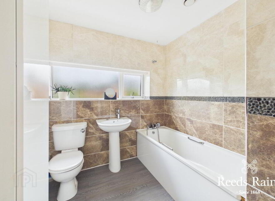 22 Ormeau Embankment, Belfast, BT6 8LU