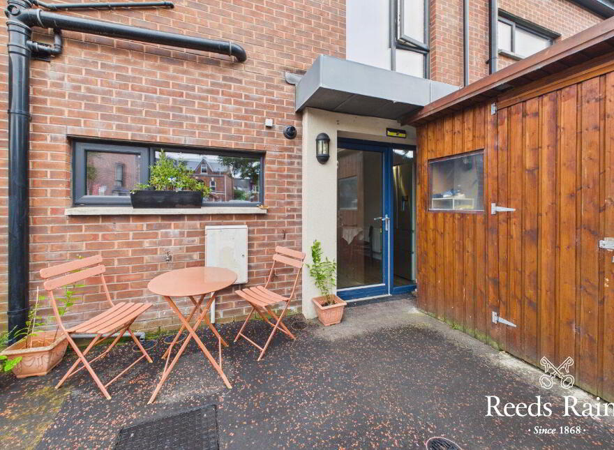22 Ormeau Embankment, Belfast, BT6 8LU