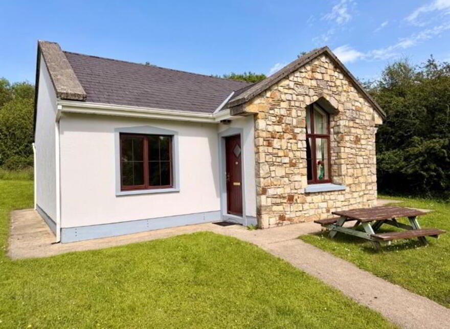 No 9 Lakeside Cottages, Drumcong, N41TF97