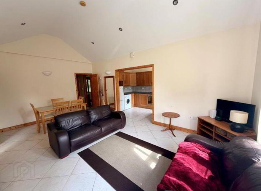 No 9 Lakeside Cottages, Drumcong, N41TF97