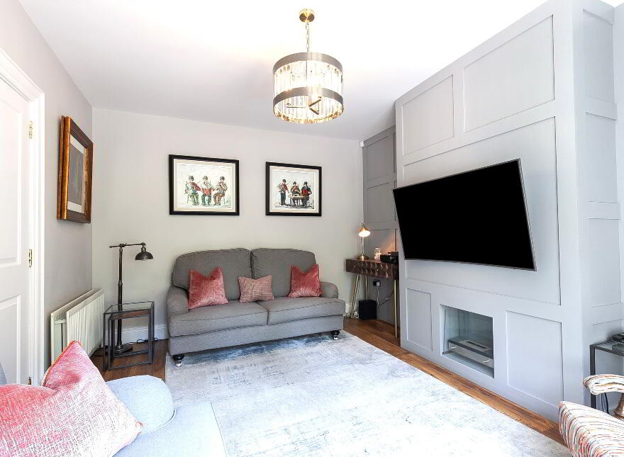 27 Governors Gate, Royal Hillsborough, BT26 6FE